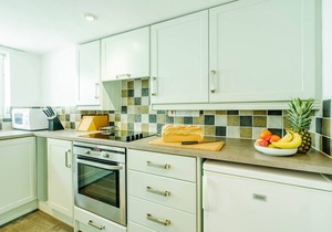 Poppy Cottage - sleeps 2 guests in 1 bedroom