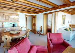 Popular and centrally located residential building in St.