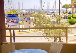 Port Fréjus sea view all pedestrian, sandy beach, terrace and garden ...