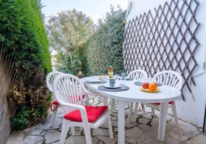Port Nautile by Interhome