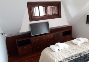 Posada Villa club, Apart 3 cerca del aeropuerto el Palomar