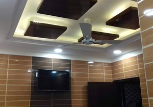 Posh, Nice Foreigner Area Lajpat Ngar Luxury Room