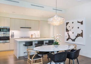 Posh Oceanview Condo w/Resort Pool & Spa, AC & Spacious Lanai - Park Lane Palm