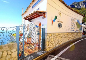 Positano Villa Sleeps 3 Air Con WiFi