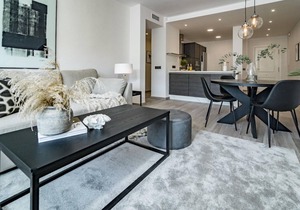 PR - Stunning flat front line beach Puerto Banus