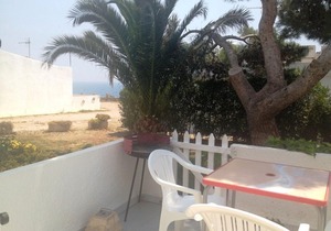 Precious Bungalow Only 50m Away Form The Beach