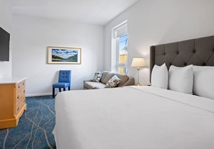 Premier Riverside King Room - Suite - 1 King