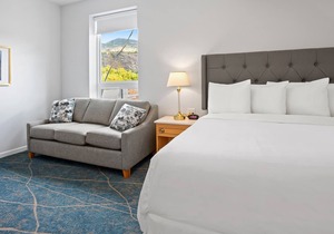 Premier Riverside King Room - Suite - 1 King