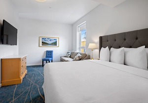 Premier Riverside King Room - Suite - 1 King