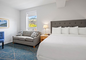 Premier Riverside King Room - Suite - 1 King