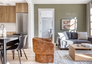 Premium Dumbo 2BR w/W/D, Roof & Gym, nr TimeOut Building, by Blueground