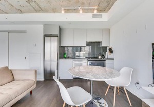 Premium Hotel-Style Studio in Downtown Toronto