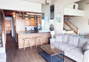 Premium Ocean Views at this 2bd/2ba Loft Unit *BRAND NEW AC THROUGHOUT*