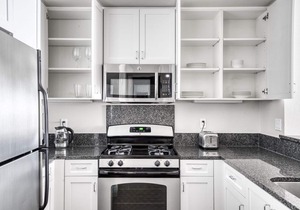 Premium Santa Clara 1BR w/W/D & Gym, walk to Safeway, by Blueground