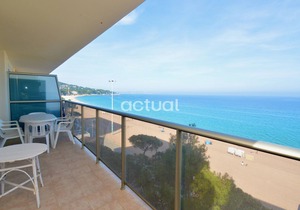 President A-4 First sea line apartment