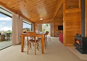Pretty in Pauanui - Pauanui Holiday Home