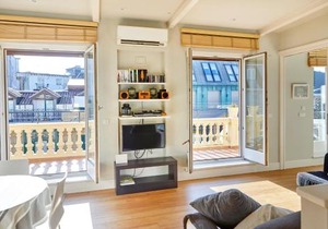 Prim Apartment by Basque Homes
