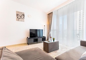 Prime location! 2 BR apartment in Downtown Views