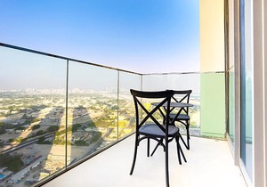 Prime location! 2 BR apartment in Downtown Views