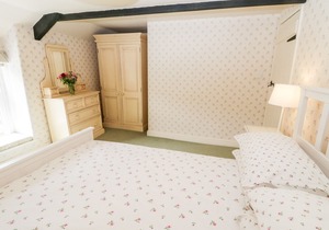 Primrose Hill Farmhouse, HUTTON-LE-HOLE