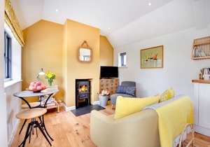 Primrose Lodge - One Bedroom House, Sleeps 2