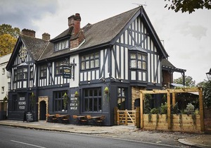 Prince Of Wales - Townhouse
