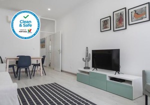 Principe Real: Elegant flat with terrace