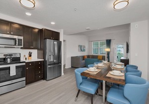 Private Balcony | FREE Resort Access | Near I-Drive