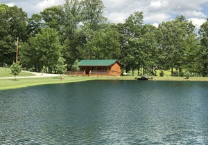Private Catch & Release Lake - Boat Rental Included! Close To Lake Cumberland!