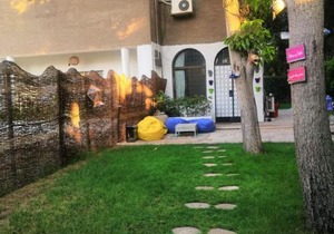 private entrance studio with private garden
