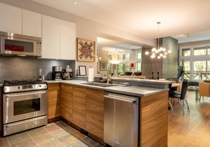 Private Hot Tub | Luxury 4BR | Garage | Walk or Bike To Lost Lake | Managed by Aloha Whistler