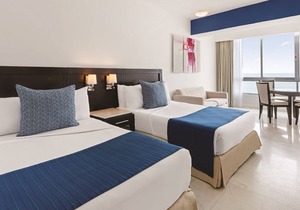Private Junior Suite with Pool for Romantic Getaway