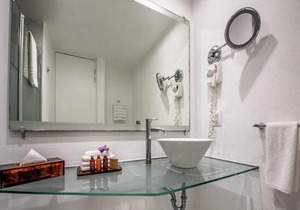 Private Junior Suite with Pool for Romantic Getaway