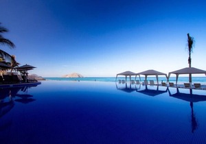 Private Junior Suite with Pool for Romantic Getaway