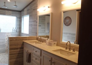 Private Room - Pet friendly, Close to Fiesta Texas, SeaWorld, Riverwalk and more