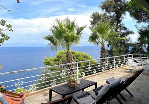 Private villa with panoramic sea views