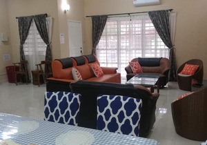 Puteri 6 Homestay