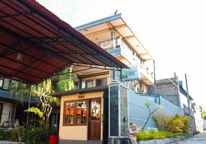 Putu Guest House 2