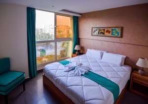 Pyramids Eyes Hotel