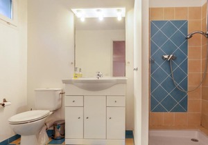 Quaint 1br in a villa with swimming pool in Aix-en-Provence Welkeys
