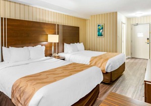 Quality Hotel & Suites Sherbrooke