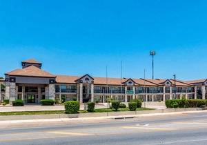 Quality Inn I-10 East Near at&T Center