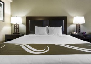 Quality Inn & Suites Charleston - Civic Center