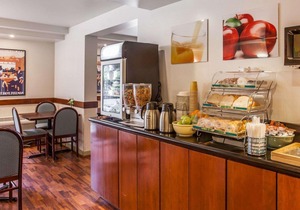 Quality Inn & Suites Everett Seattle
