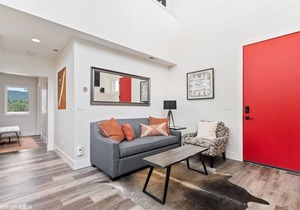 Quarry A40 - Stunning Pet Friendly 2BD 2BA! Communal Pool, Hot Tub & More!