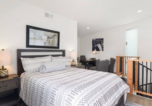 Quarry A7 - 1BD w/ Loft and 1BA unit! Amazing Communal Amenities!