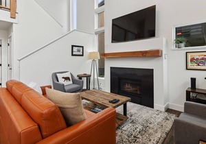 Quarry B5 - Luxury Home! Amazing amenities and close to downtown Whitefish!