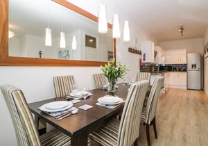 QUAYSIDE LOOKOUT, country holiday cottage in Brixham