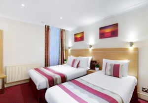 Queens Park Hotel