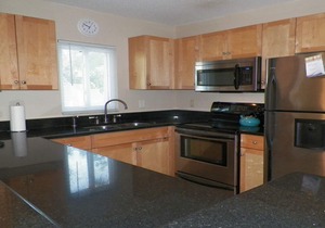 Quiet beach getaway with patio! Walk to the beach, bars, and restaurants!